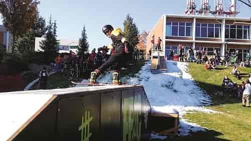 Jacom St. John crushing a frontside blunt slide on the big battleship box. Photo: Dustin Semb