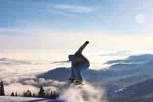 Jeff Yates overlooking the Spokane sea on a bluebird day. Photo: Bob Legasa, Freeride Media